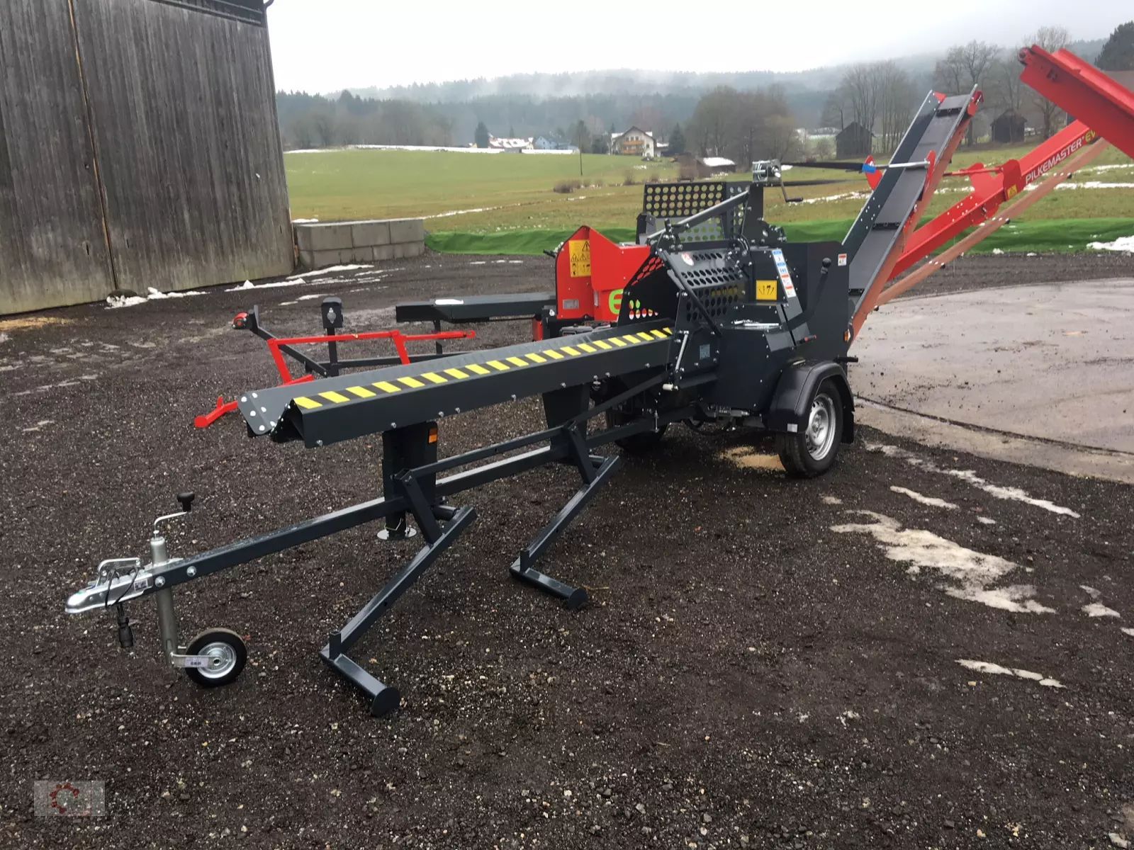 E-FARM: Pilkemaster go 30cm 14 ps förderband stammheber - Säge und Spalter - id 4JS4XFF - Baujahr: 2024 - Deutschland