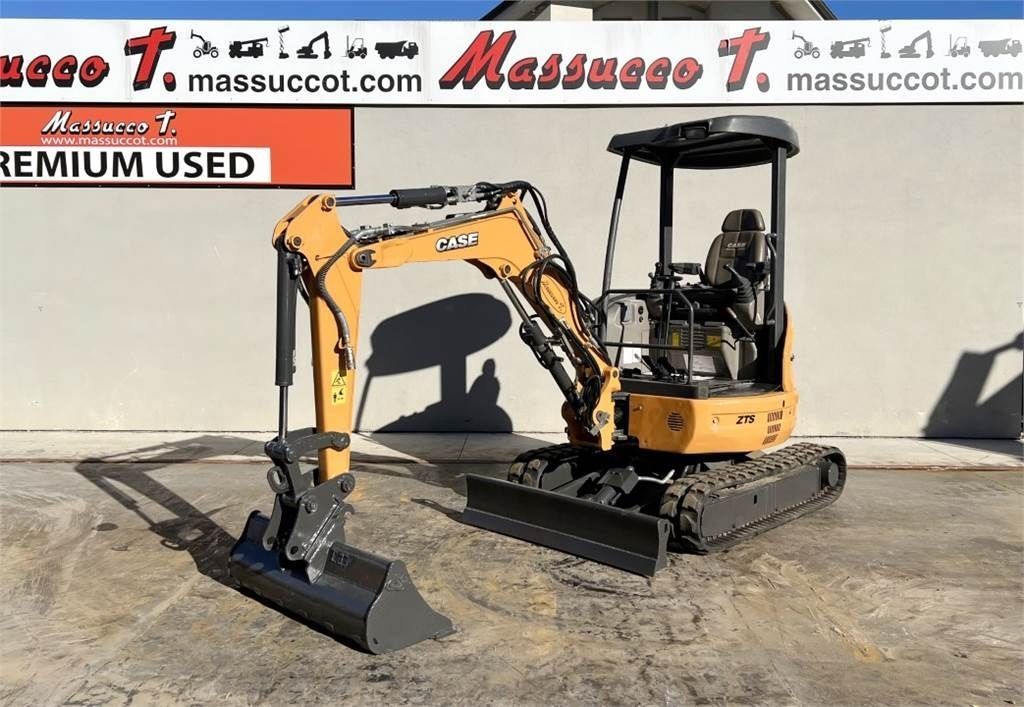 Case IH cx26b-s2 Minikoparka 27 500 €