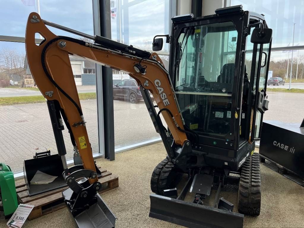 E-FARM: Case IH cx 19 d - Mini-pelle - id PANKLK9 - 32 178 € - Année: 2023 - Danemark
