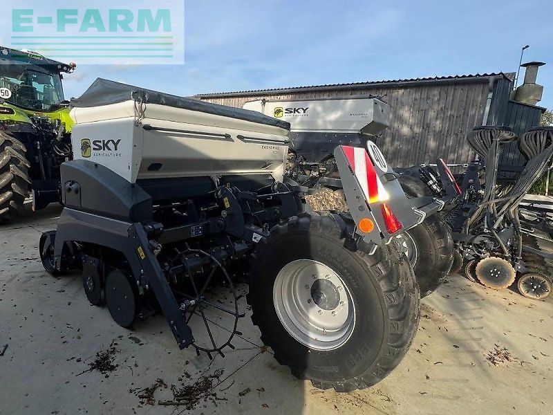 E-FARM: Sky erasydrill fertisem ps 250 - Semoir - id 3KIL1VH - Année: 2024 - Allemagne