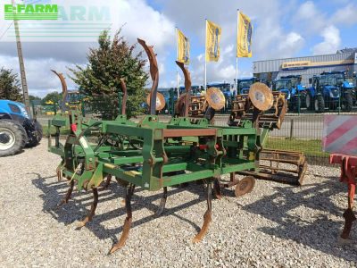 E-FARM: Quivogne maxiculteur - Cultivator - id HBRNDQC - €4,900 - Year of construction: 2001 - France