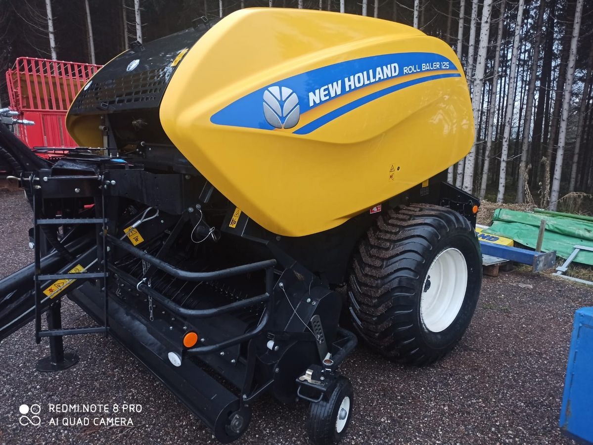 New Holland Roll Baler 125 baler 40.750 €