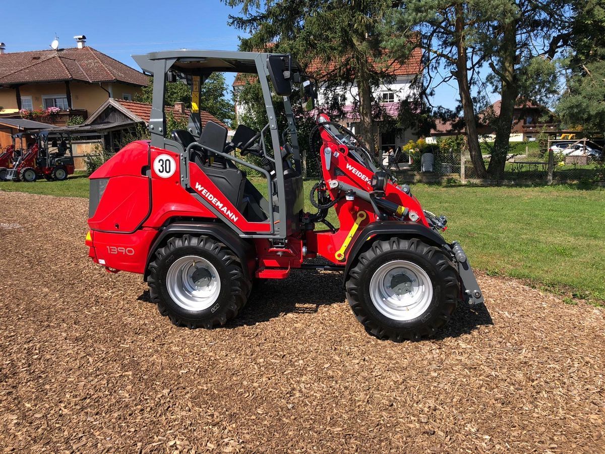 E-FARM: Weidemann 1390 - Ładowarka kołowa - id 9L4FAKH - Rok produkcji: 2025 - Moc silnika: 45,Austria