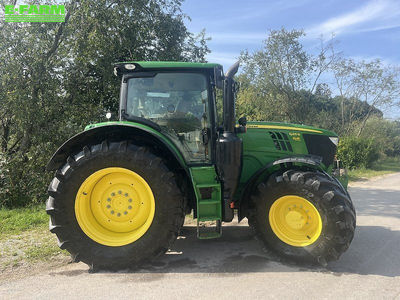 E-FARM: John Deere 6215 R - Τρακτέρ - id 1QFUUZE - 100.000 € - Χρονία: 2017 - Μετρητής ωρών: 4.990,Ισχύς κινητήρα: 260,Γερμανία