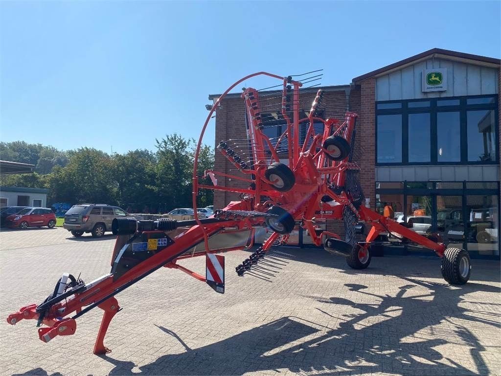 E-FARM: Kuhn GA 8030 - Andaineur - id QB8PB7H - 29 950 € - Année: 2024 - Allemagne