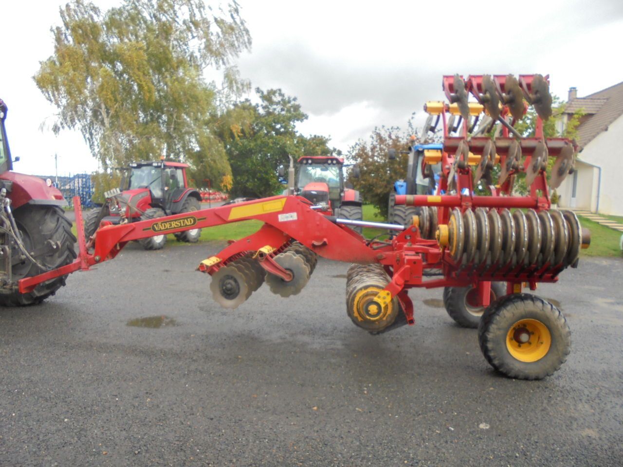 E-FARM: VÄDERSTAD cr420 - Cultivator - id AKGGTSA - €16,000 - Year of construction: 2010 - France