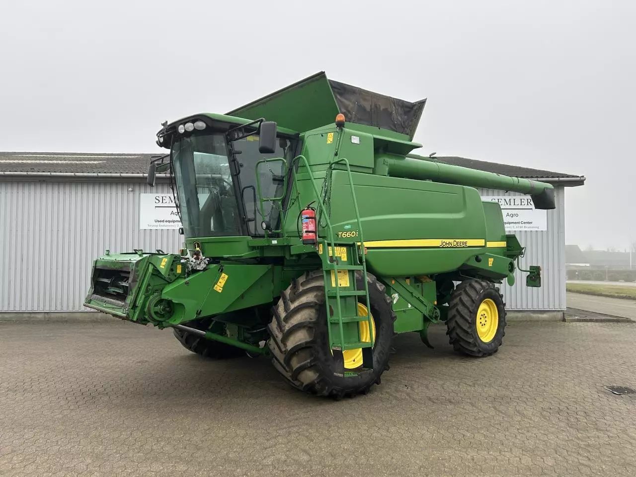 E-FARM: John Deere T660 - Moissoneuse-batteuse - id K1FSTMR - 93 723 € - Année: 2009 - Danemark