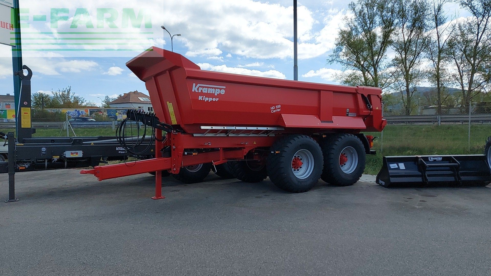 E-FARM: Krampe HD 550 Carrier - Basculantă - id JEJJ7EU - 41.583 EUR - Anul: 2022 - Austria
