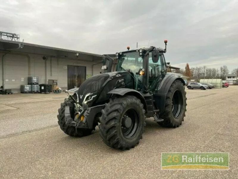 E-FARM: Valtra T175 Direct - Traktor - id T4CXRG2 - 131.700 € - Baujahr: 2023 - Abgelesene Motorstunden: 581,Deutschland