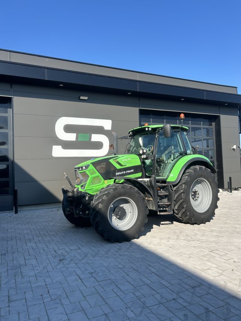 Deutz-Fahr AgroTron 6175 TTV Tractor €74,000