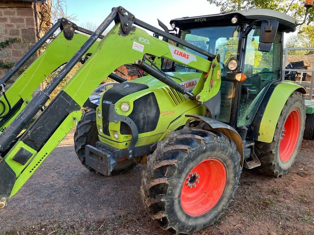 E-FARM: Claas Axos 340 CX - Trattore - id G6WVAIR - 38.000 € - Anno di costruzione: 2014 - Ore: 5.141,Potenza del motore: 90,Francia