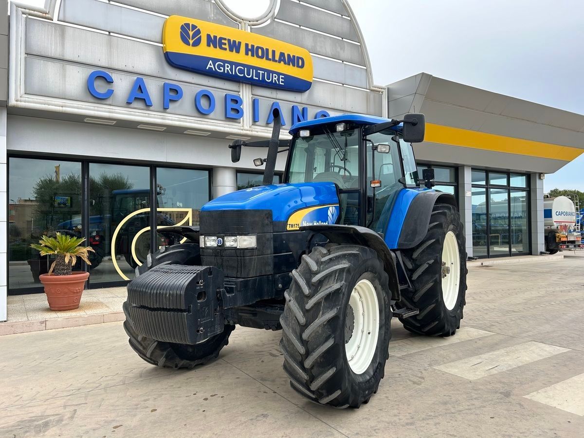 New Holland TM 175 Tractor 32.000 €
