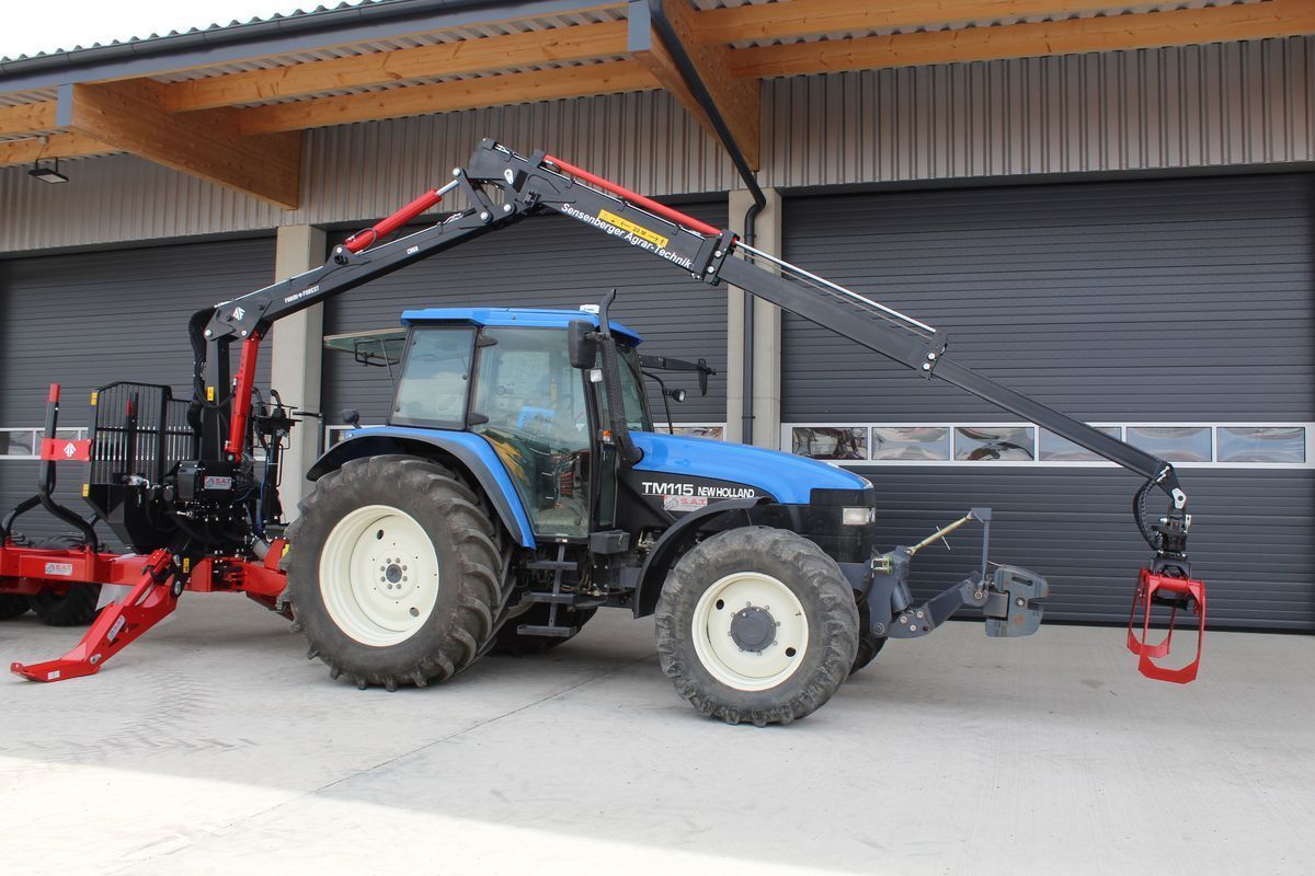 E-FARM: FARMI rückewagen 14,5 tonnen - 8,5 m kran - Forstanhänger - id ZWJQUL1 - 39.917 € - Österreich
