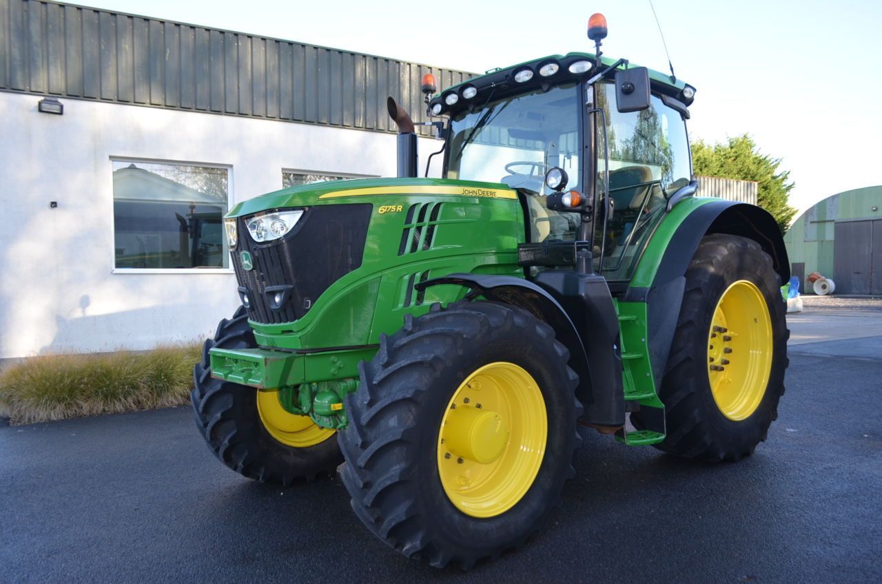 John Deere 6175R Tractor €66,500