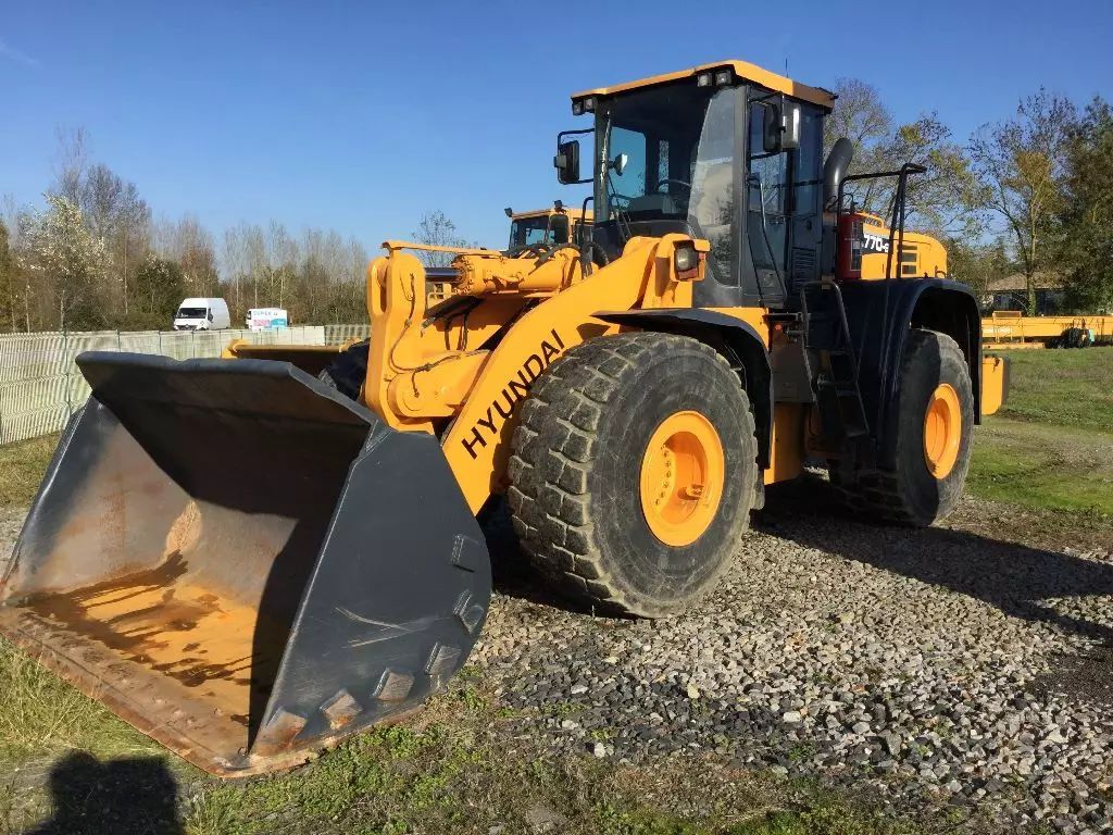 E-FARM: HYUNDAI hl770-9 - Ładowarka kołowa - id WZYCSBM - Rok produkcji: 2013 - Francja