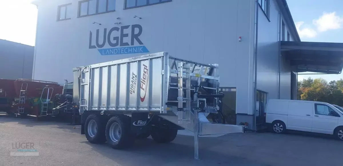 E-FARM: Fliegl gigant asw 110 - Lade-/Silierwagen - id EDURYJC - 23.292 € - Baujahr: 2023 - Österreich