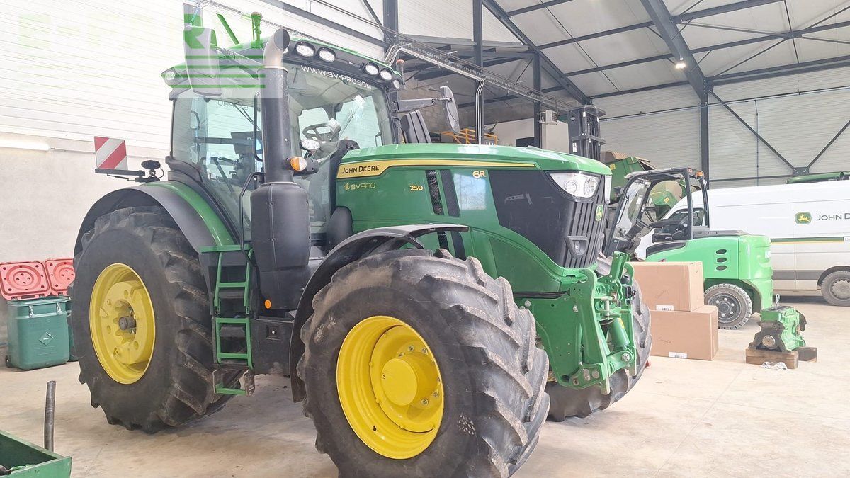 John Deere 6R 250 Traktor 177.000 €