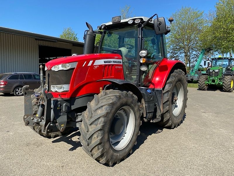 Massey Ferguson 6716 S tractor €69,900