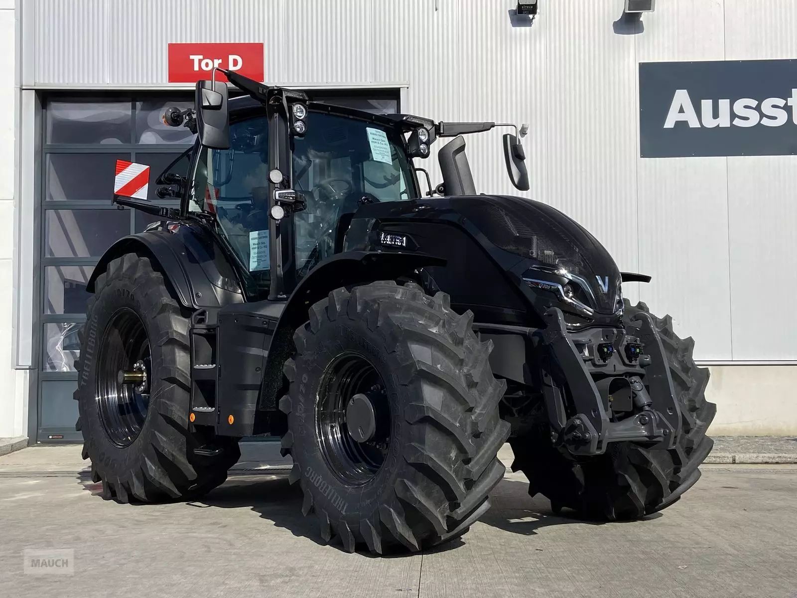 E-FARM: Valtra Q305 - Tractor - id BPKX18X - Year of construction: 2025 - Engine power (HP): 305,Austria