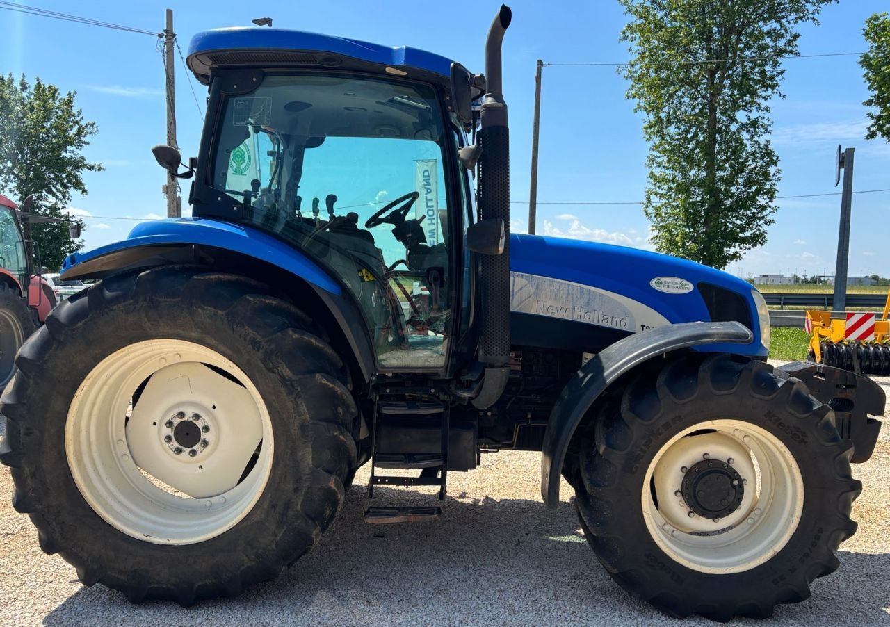 New Holland TS 115 A Trattore