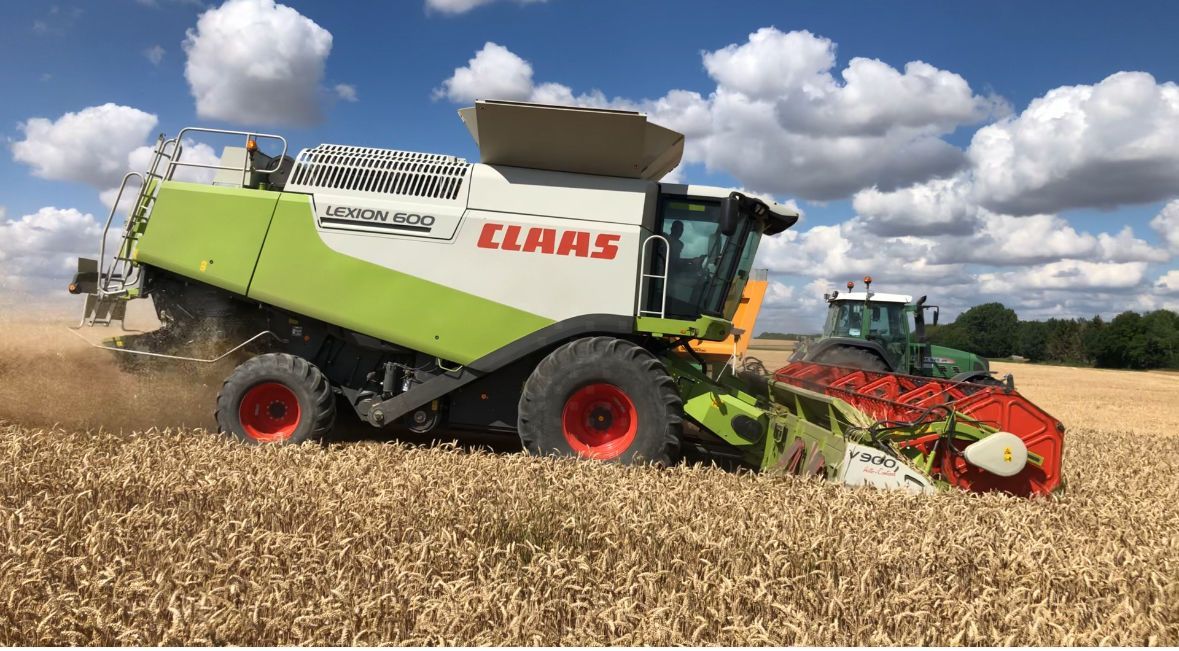 Claas Lexion 600 Combine harvester €85,000