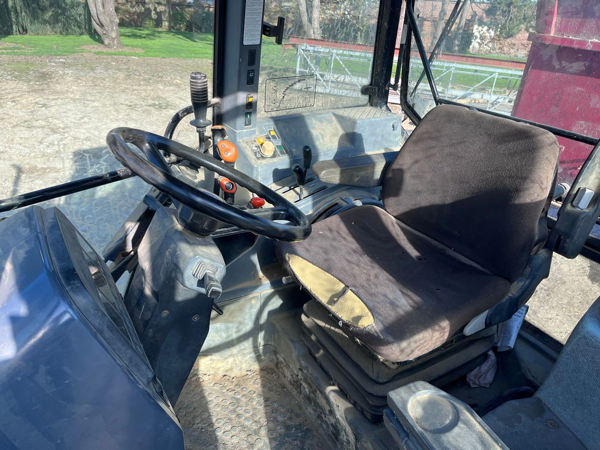E-FARM: Ford 6640 sl pack - Traktor - id Z6PTGYV - 16 000 € - Rok produkcji: 1990 - Motogodziny: 7100,Moc silnika: 90,Francja