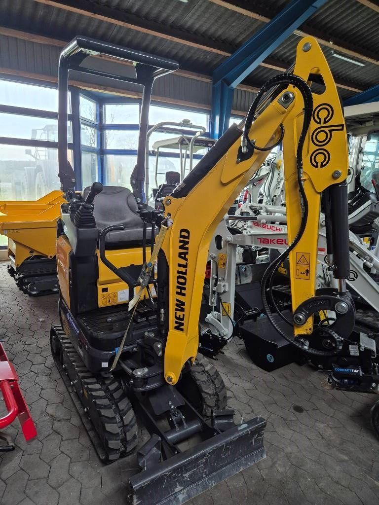 New Holland e12d Minikoparka 26 115 €