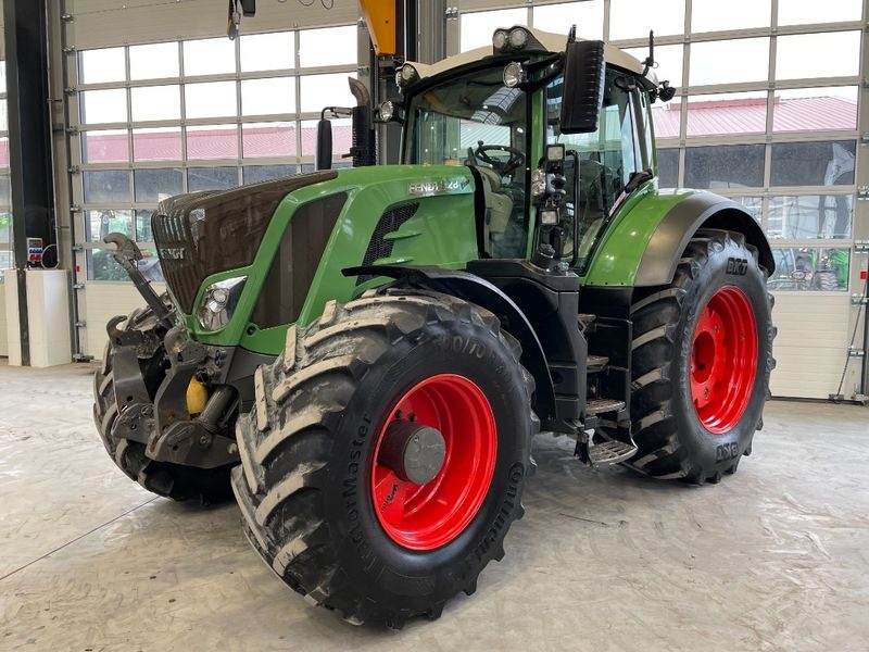 Fendt 828 Vario ProfiPlus tractor 99 750 €