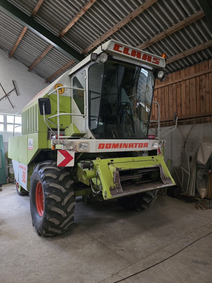 E-FARM: Claas dominator 88 - Kombainas - id X9QRV8V - 26 460 € - Gamybos metai: 1988 - Variklio darbo valandos: 3 600,Variklio galia (AG): 150,Austrija