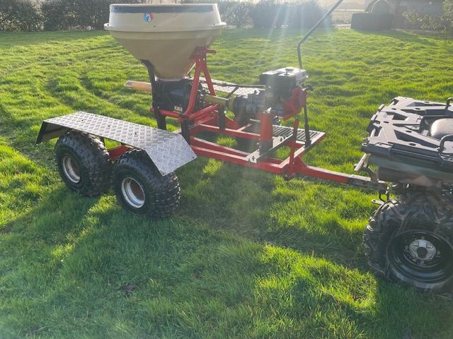 Vicon 350l vicon Fertiliser spreader €5,500