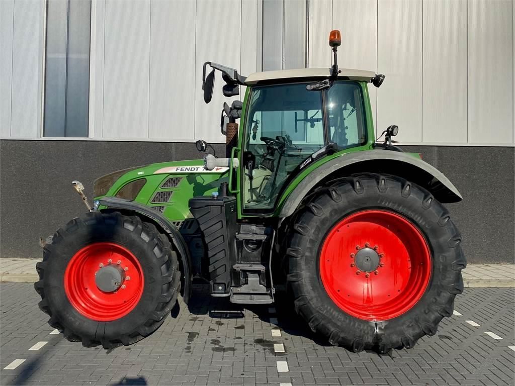 E-FARM: Fendt 720 Vario - Tractor - id HQKGPAN - 77.500 € - Año: 2013 - Horas: 8975,Potencia del motor: 205,Países Bajos