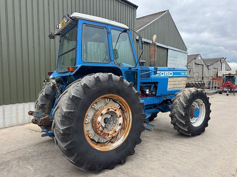 Ford tw 35 Tractor 28.782 €