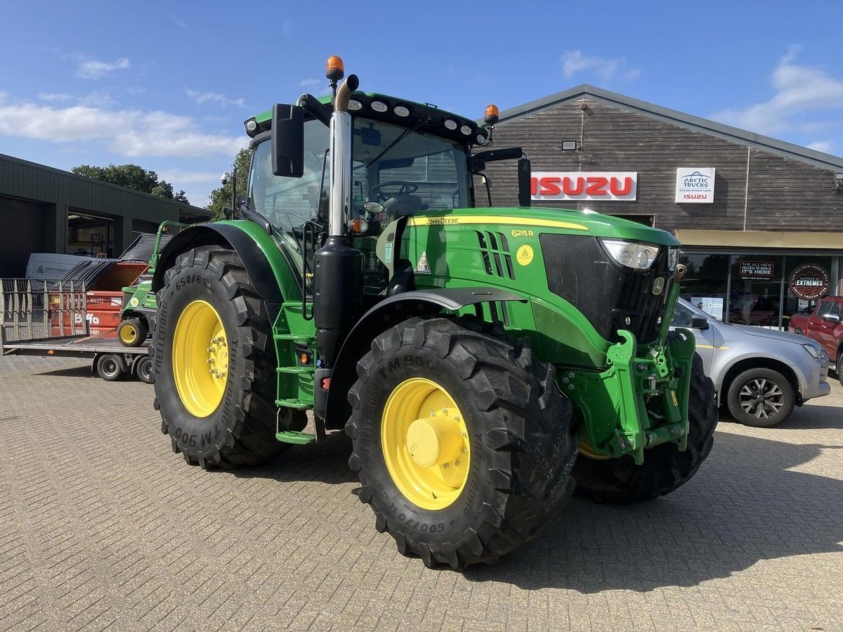 John Deere 6215R Traktor 97.432 €