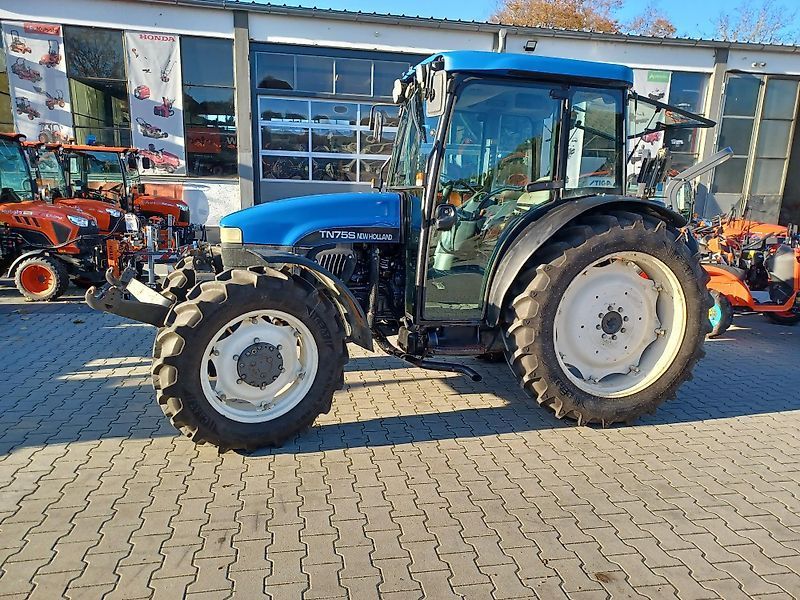 New Holland TN 75 Trattore 15.500 €