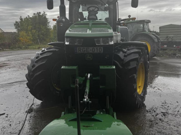 John Deere 8370 R Tractor 176.700 €