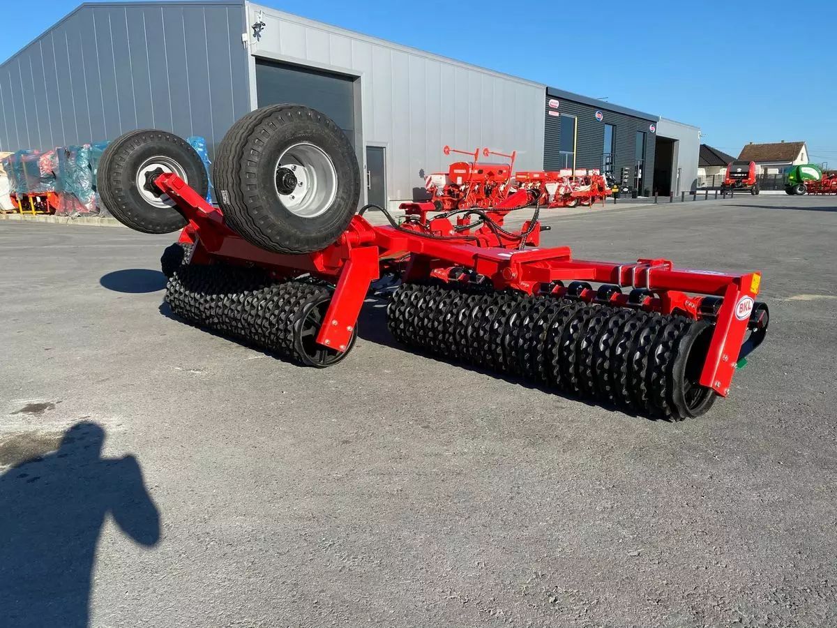 E-FARM: AGRO-MASZ hestile 63 cambridgewalze-ackerwalze - Presse e rulli - id Y3UH8FH - 12.700 € - Anno di costruzione: 2025 - Croazia