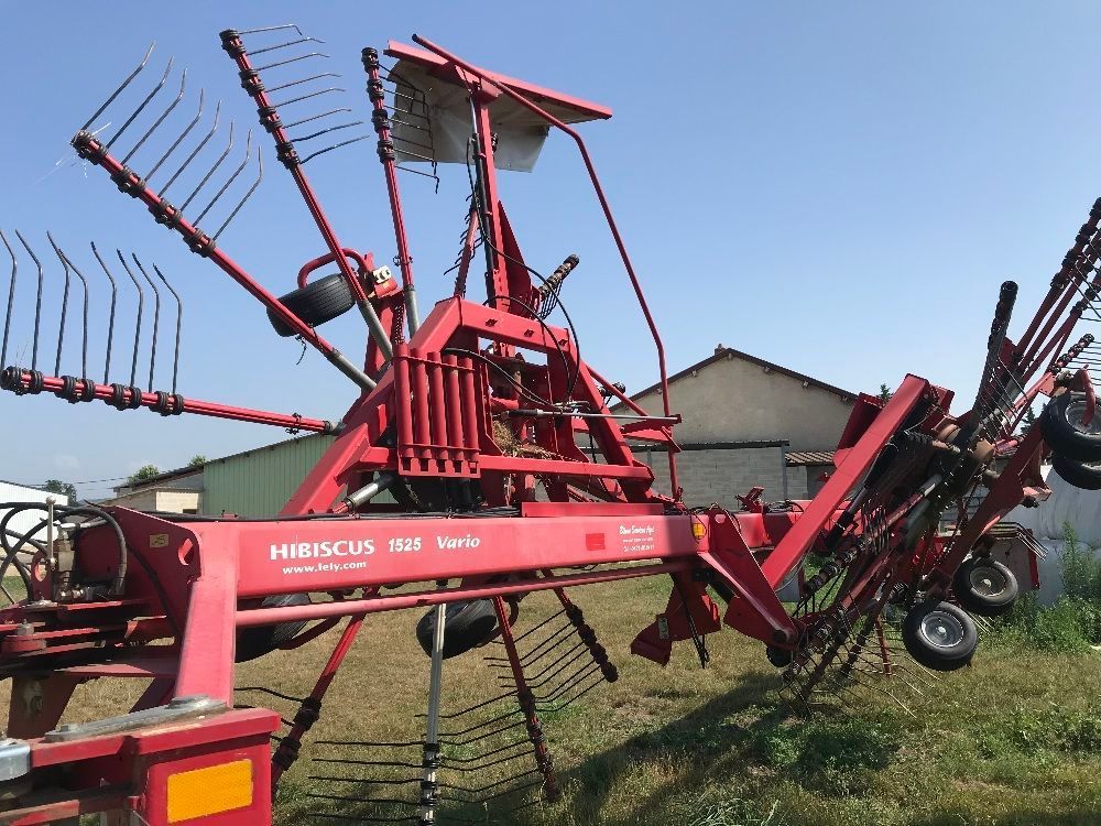 E-FARM: Lely Hibiscus 1525 Vario - Faneuse - id APKXDTZ - 6 400 € - Année: 2007 - France