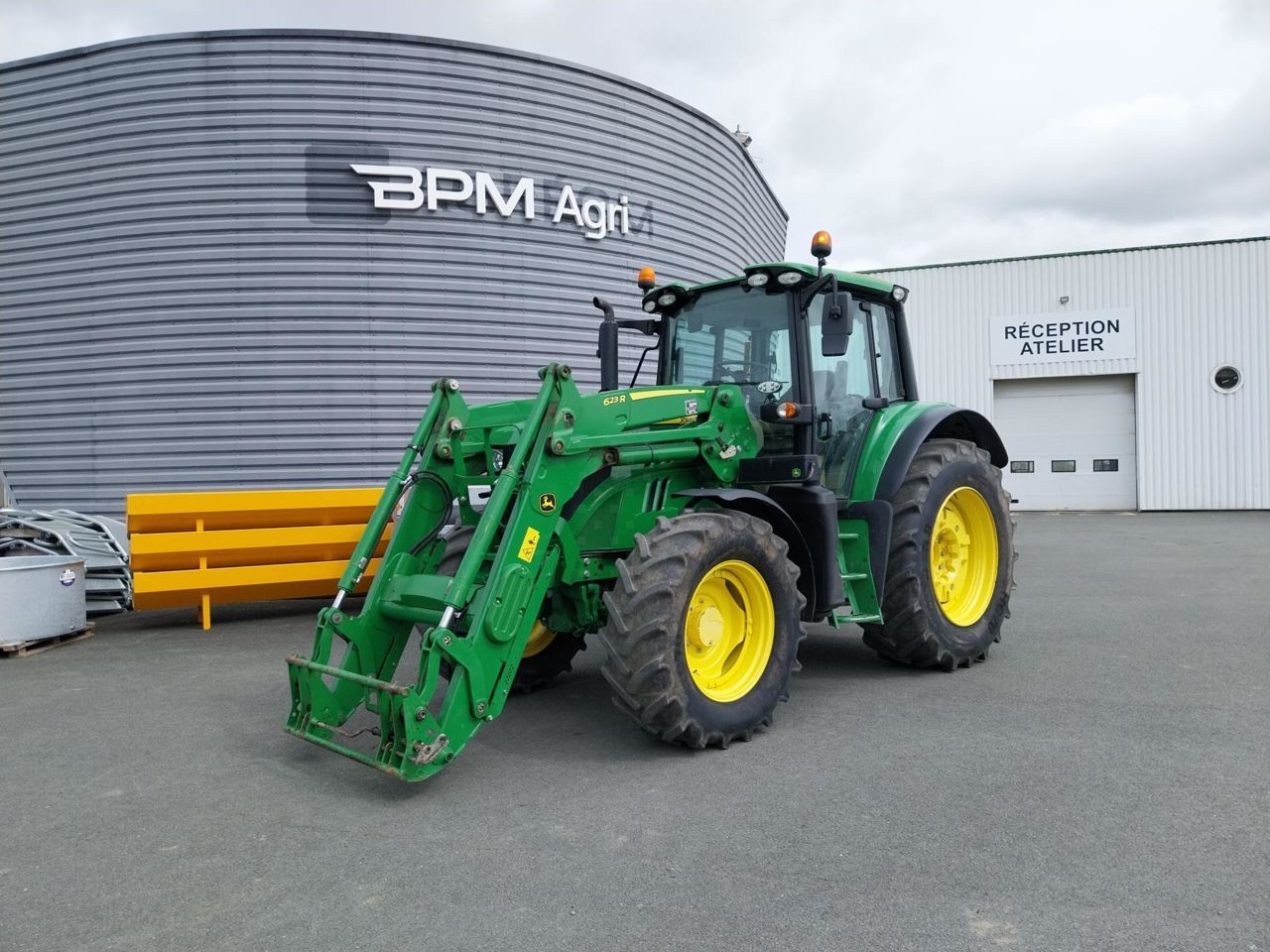 John Deere 6130 M Tractor €84,500
