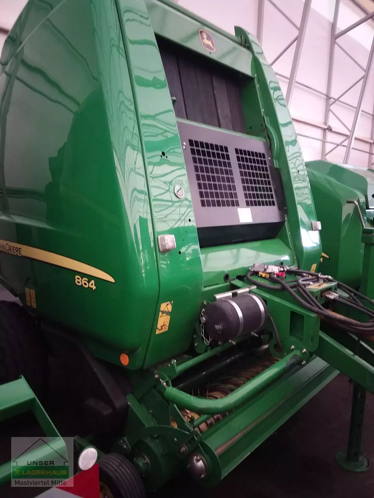 John Deere 864 Bálázó 35 310 EUR
