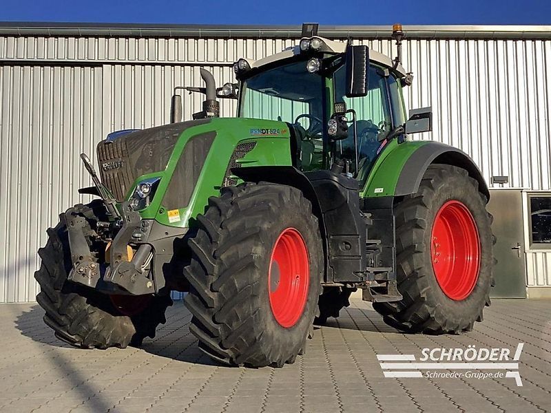 E-FARM: Fendt 824 Vario ProfiPlus - Tractor - id TGYLW5K - €114,885 - Year of construction: 2019 - Engine hours: 4,656,Engine power (HP): 239,Germany