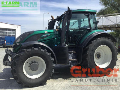 E-FARM: Valtra T234D - Τρακτέρ - id F7TQKZU - 73.251 € - Χρονία: 2017 - Μετρητής ωρών: 5.120,Ισχύς κινητήρα: 249,Γερμανία