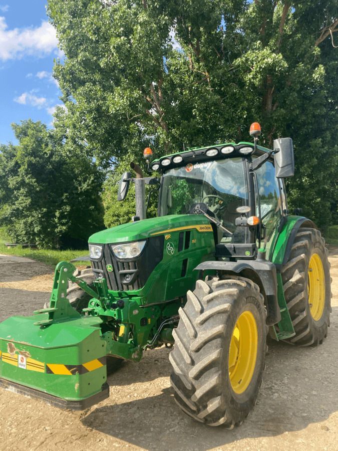 E-FARM: John Deere 6R 150 - Traktor - id JH6DRZ1 - 115.000 € - Baujahr: 2022 - Abgelesene Motorstunden: 1.300,Motorleistung (PS): 150,Frankreich