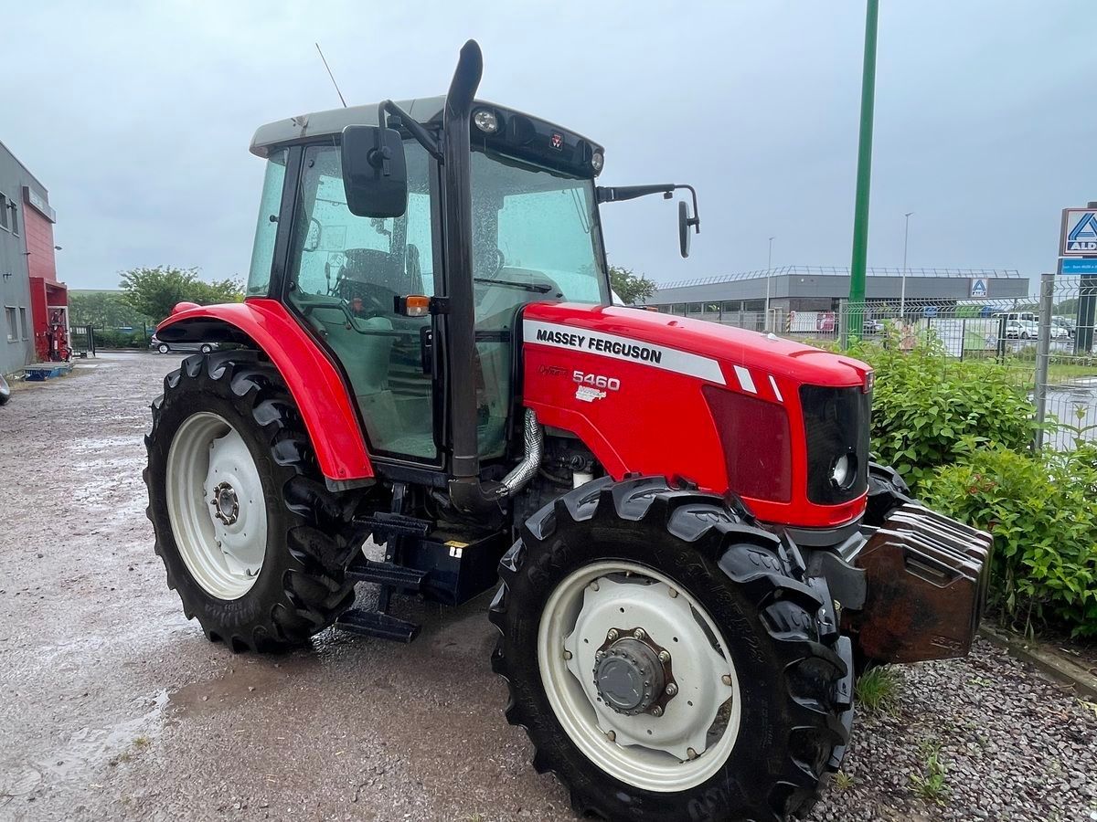 E-FARM: Massey Ferguson 5460 - Tractor - id 2FFNVHG - 37.000 € - Año: 2012 - Horas: 4100,Potencia del motor: 125,Francia