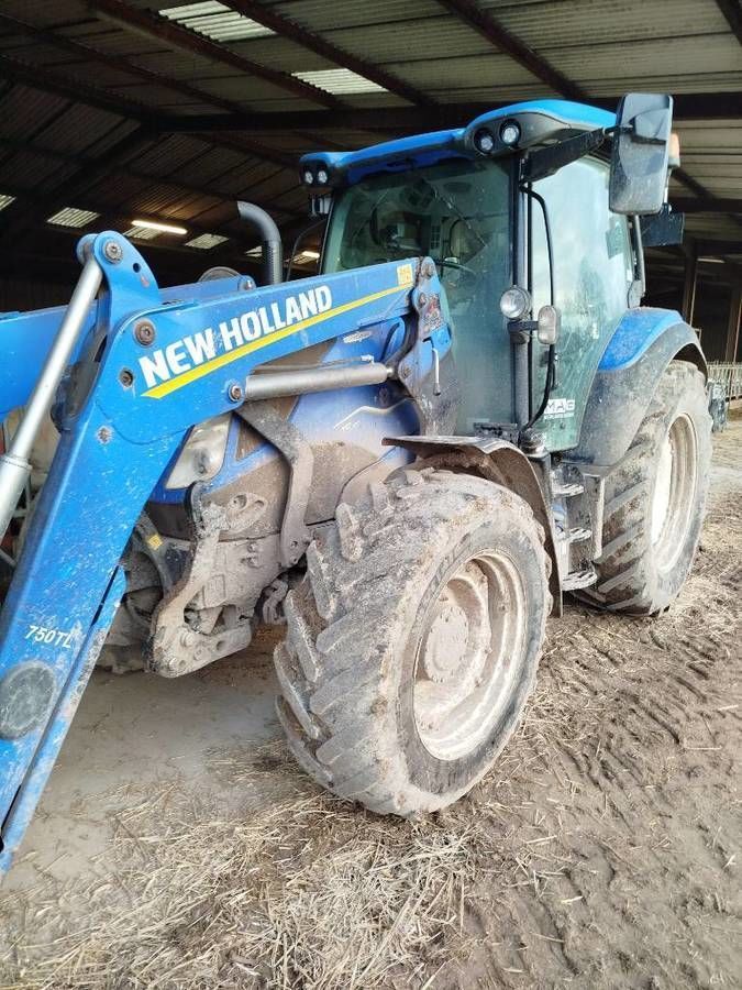 New Holland T5.140 AC Traktor 54 000 €