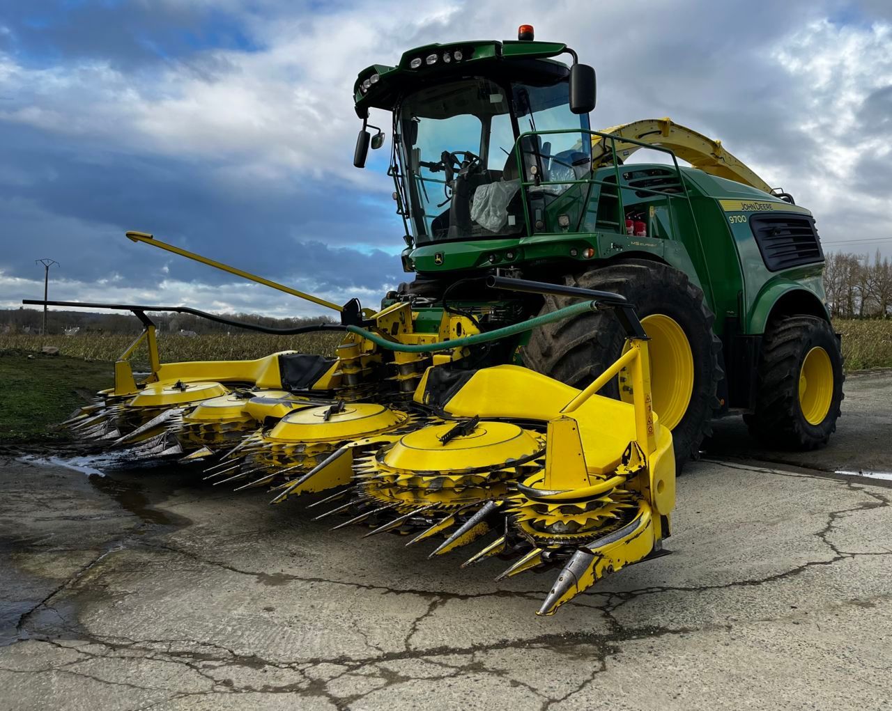 John Deere 9700 Self propelled forage harvester €265,000