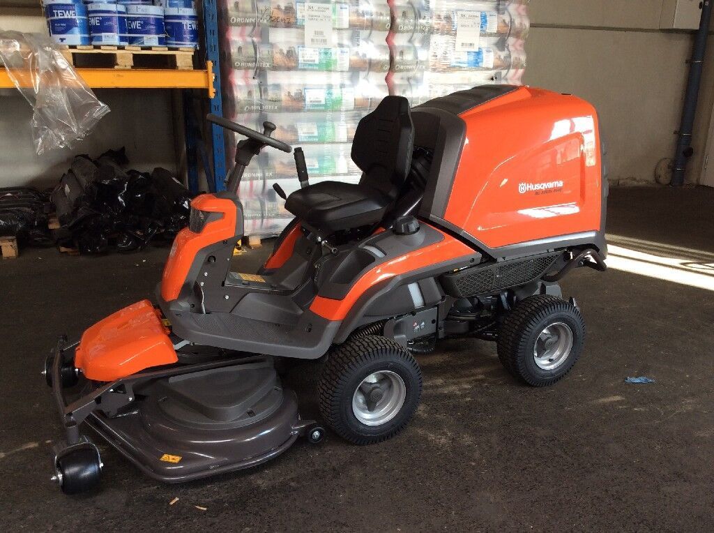 E-FARM: Husqvarna rider r 320 ts awd - Traktor - id 5CL17ED - Rok produkcji: 2025 - Moc silnika: 17,Austria