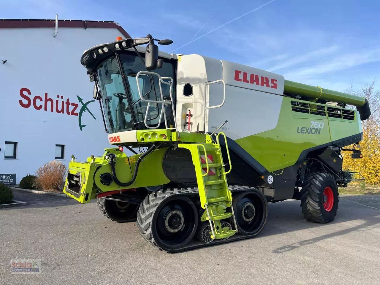 Claas Lexion 760 Terra Trac Combine harvester €149,500