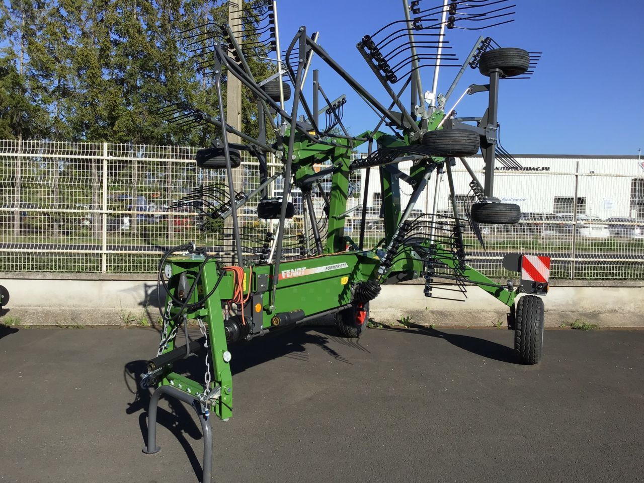 E-FARM: Fendt Former 671 - Voltafieno - id CEY3BDB - Anno di costruzione: 2025 - Francia
