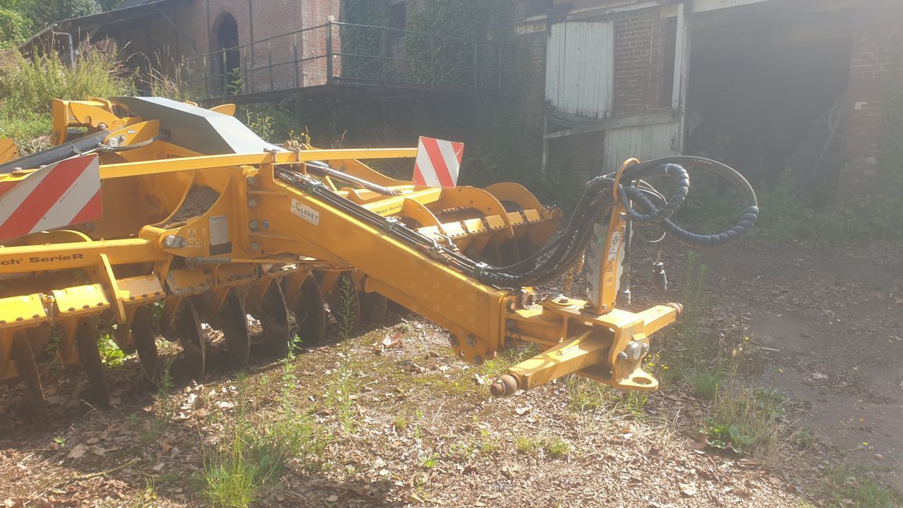 E-FARM: AGRISEM r - Cultivador - id VNPZS3Q - 26.000 € - Año: 2019 - Francia