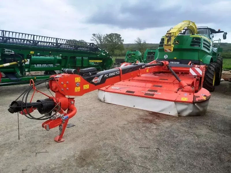 E-FARM: Kuhn FC 3560 TCD - Mower - id LPX6ZCL - €15,000 - Year of construction: 2017 - France